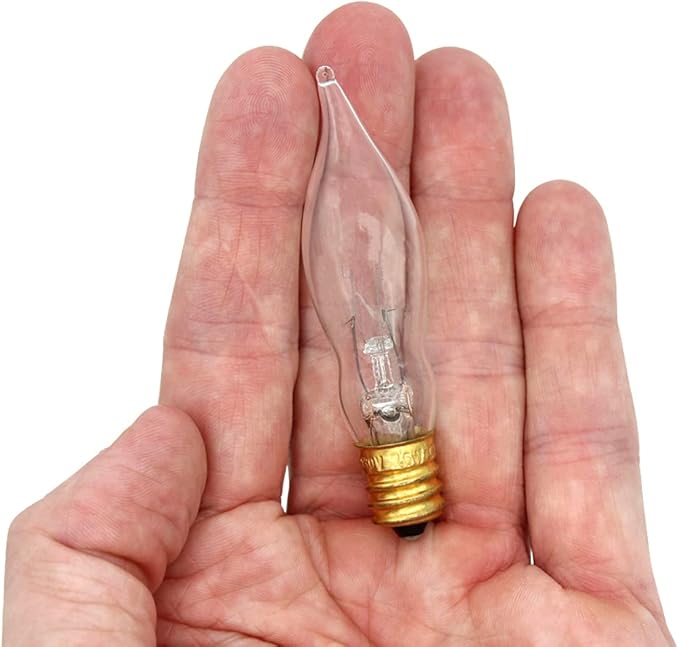 lumenivo 7.5 Watt Light Bulbs 120V/130V Bent Tip Candelabra, Flame Tip Chandelier Bulbs, Flame Shaped Light Bulbs Standard Base – Replacement Christmas Candle Tip Incandescent E12 Bulbs – 4 Pack