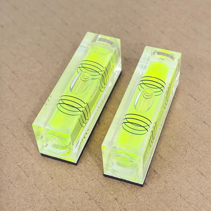 2Pcs Square Bubble Spirit Levels with Magnetic Base 52x20x15mm Three Line Bubble Level Measuring Layout Tools Levels