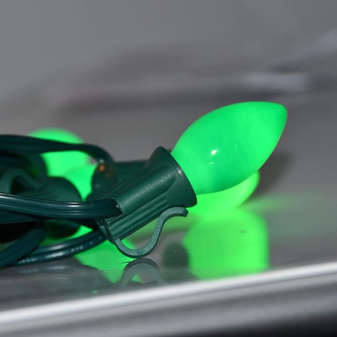 SUNSGNE C7 Ceramic Green Replacement Bulbs, 25 Pack St. Patrick's Day Light Bulb Night Light Candle Bulb, Outdoor String Light Bulbs for St. Patrick's Day Patio Christmas Decor, C7/E12 Base-5 Watt