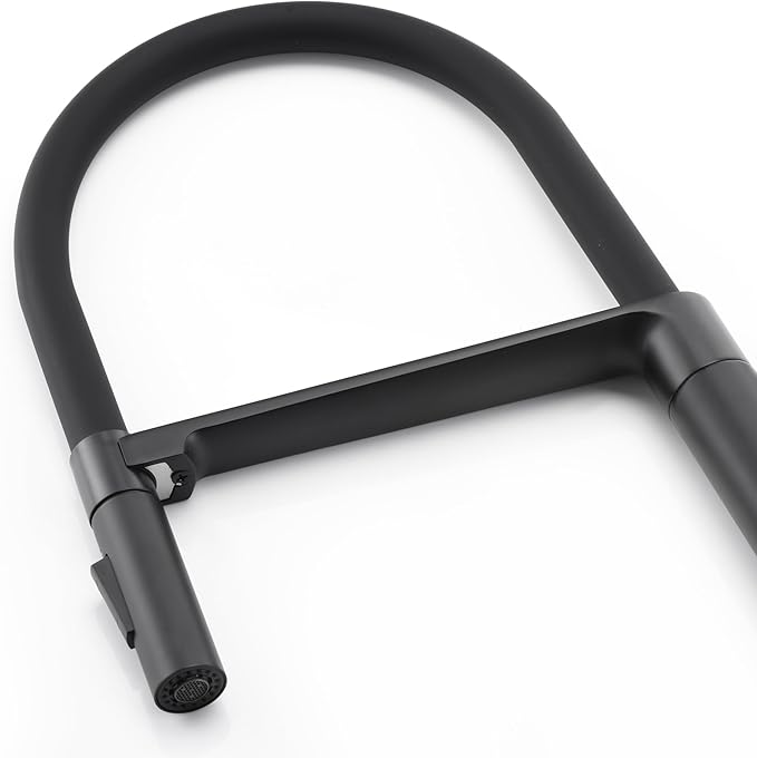 SUMERAIN Single Hole Matte Black Kitchen Faucet,Lead-Free Pull-Down Kitchen Sink Faucet, Deck Mounted