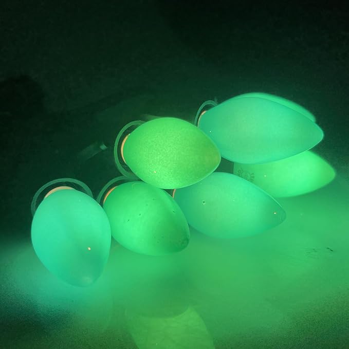 25 Pack C7 Ceramic Christmas Replacment Bulbs, Green Light Bulbs for E12 Candelabra Base Outdoor/Indoor Christmas String Lights, 5 Watt