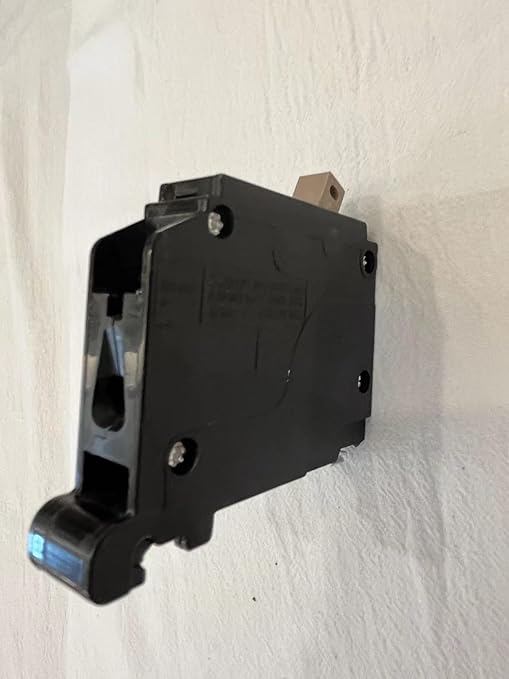 120 1-Pole 20-Amp Circuit Breaker, Type 3/4-Inch Plug-On Molded Case Circuit Breaker, Thermal Magnetic Protection, 10 KAIC, 120/240V, fit for Load Centers