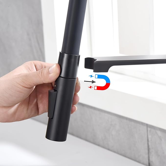 SUMERAIN Single Hole Matte Black Kitchen Faucet,Lead-Free Pull-Down Kitchen Sink Faucet, Deck Mounted