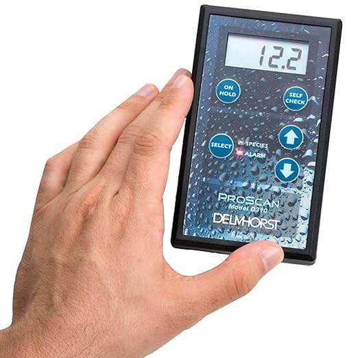 PROSCANW/CS Digital Pinless Moisture Meter with Carrying Case/Includes Meter and Carrying case.