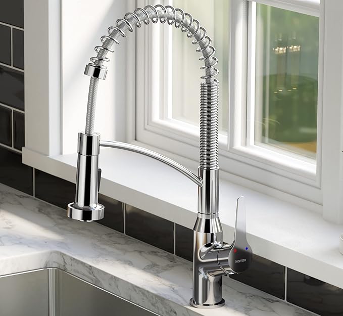 Karran Scottsdale Single-Handle Pull-Down Sprayer Kitchen Faucet in Chrome