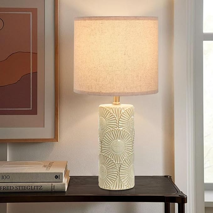 20.75" White Ceramic Lamps Set of 2 with Floral Design, Farmhouse White Table Lamp for Living Room, Bedroom, Beige Lamps for Nightstands Set of 2