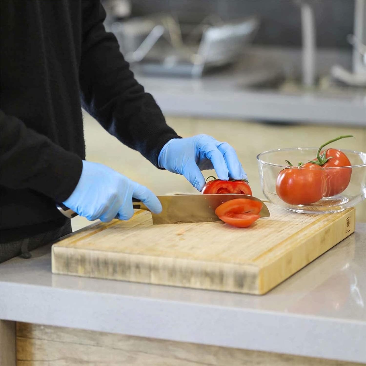 Disposable Gloves X-Large, Nitrile and Vinyl Blend Material Gloves, Latex Free 4 Mil 100 Pc Food Grade Glove for Cleaning, Food Prep, Hair Dye, Tattoo, Blue