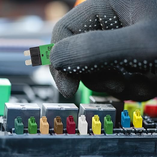 GLOSO Circuit Breaker Fuse E39 (T3) Manual Reset for Car Truck RV Automotive Marine Boat Trolling Motor & Custom Wiring Audio Battery Protection/Low Profile ATC/ATO (20A - 3 Pack)