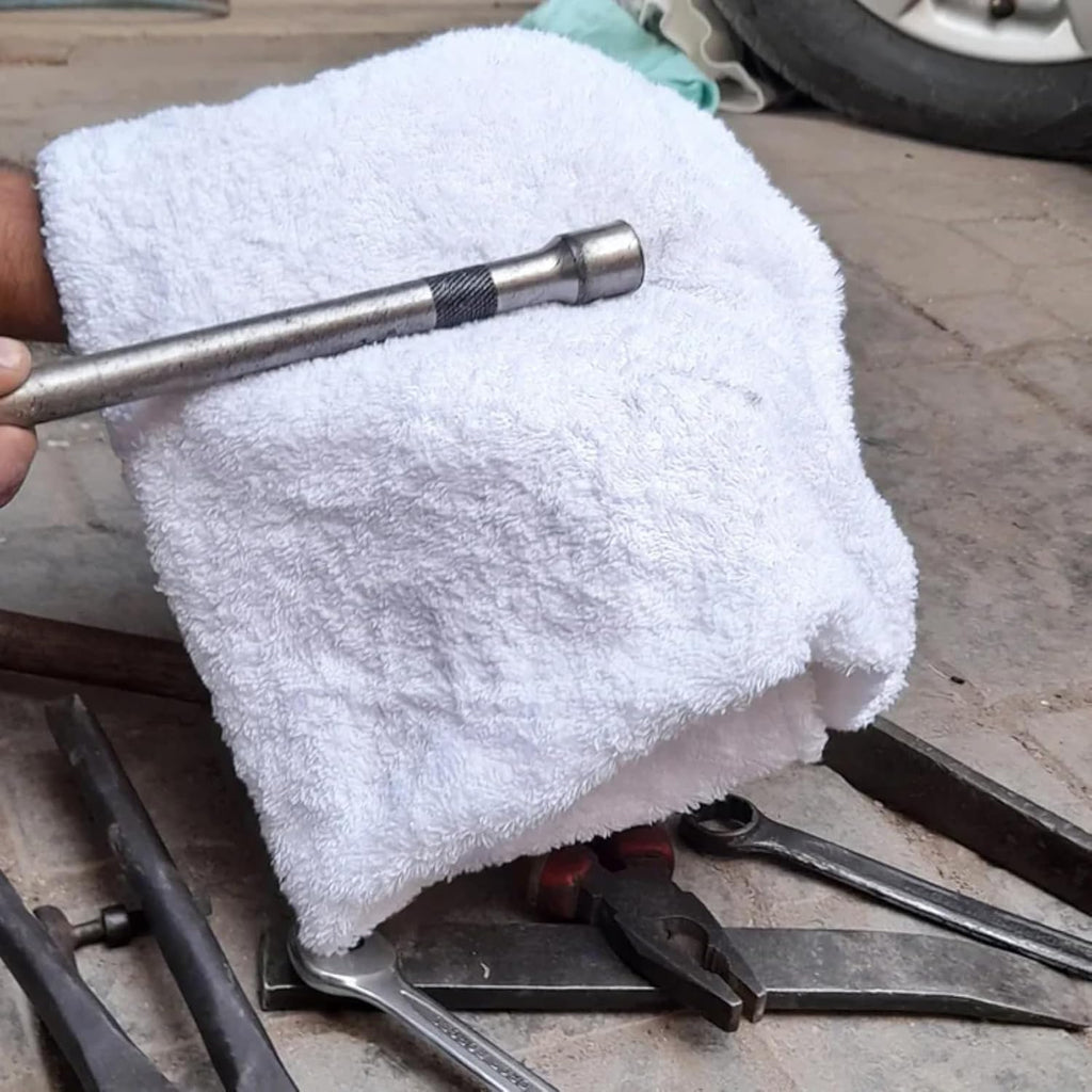 Premium White Terry Cloth Rags (5 lbs.Bag) Super Absorbent Cotton Towel Cleaning Rags for Garage, Industrial Use & Housekeeping