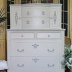 Dixie Belle Paint Company Chalk Finish Furniture Paint - Sawmill Gravy (4oz) - Matte Smooth Beige Chic Chalk Mineral DIY Furniture Paint