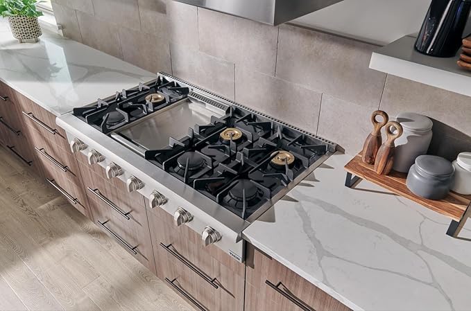 THOR KITCHEN Pro-Style Gas Rangetop with 6 Sealed Burners 36 - Inch, Stainless Steel HRT3618U