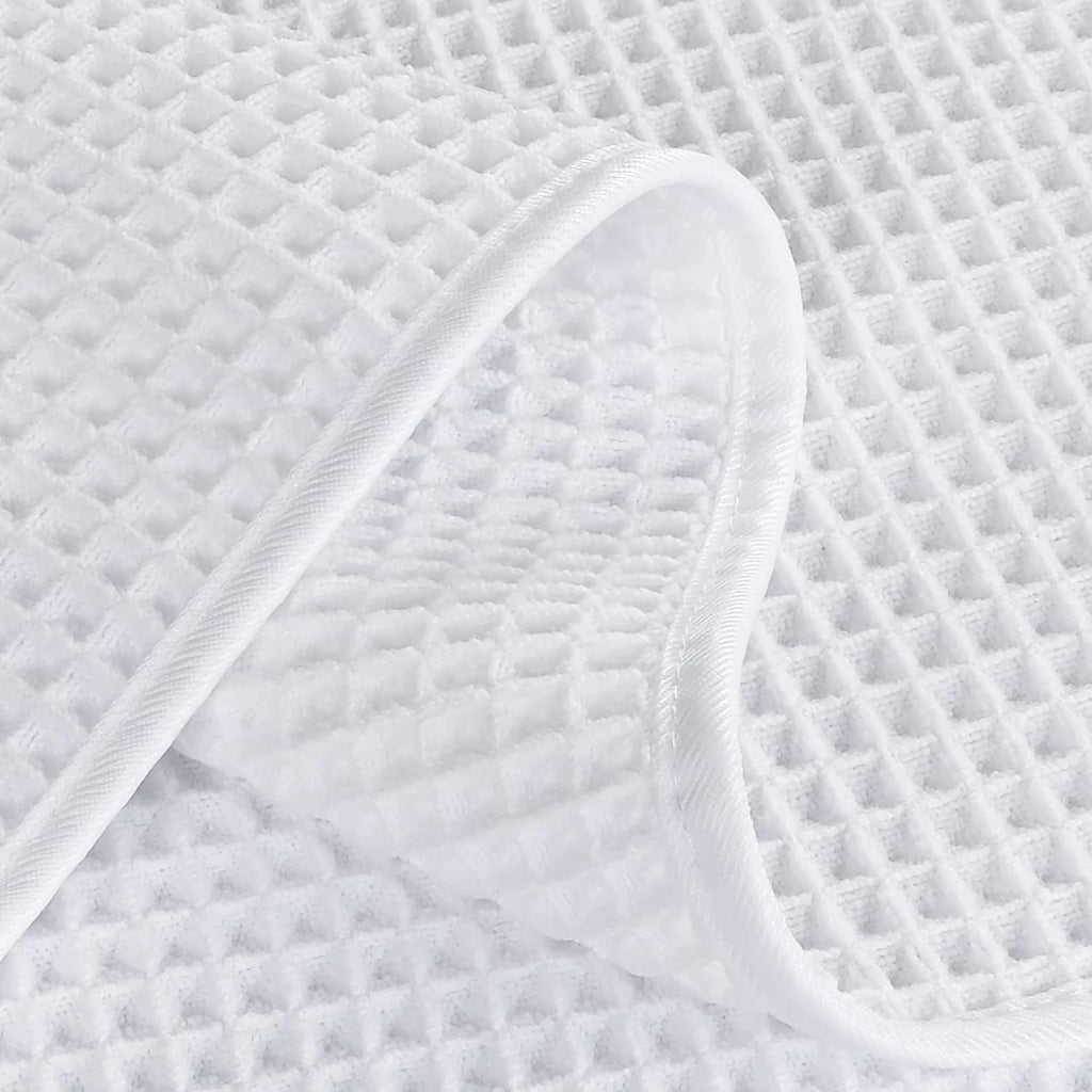 POLYTE Microfiber Lint Free Washcloth Face Towel, 13 x 13 in, 4 Pack (Waffle Weave)