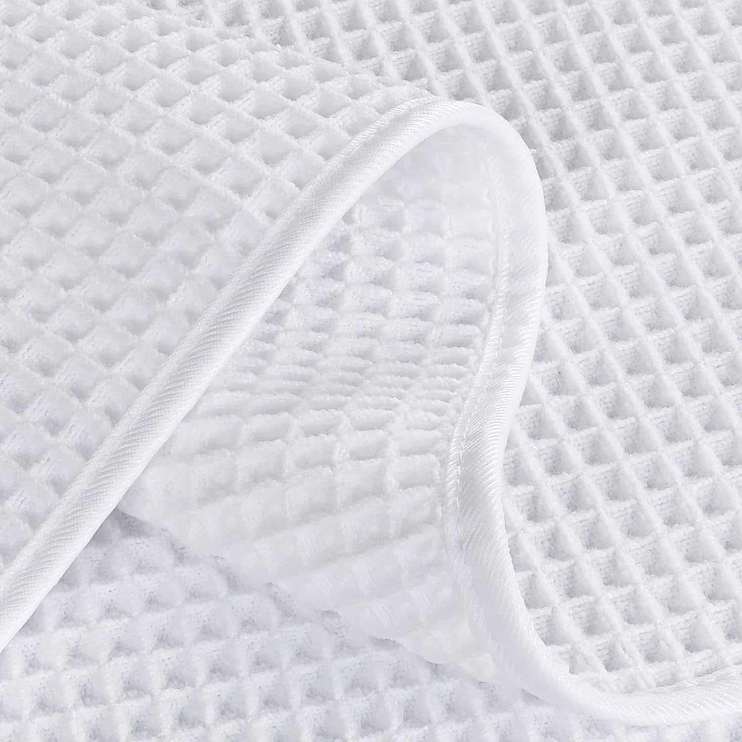 POLYTE Microfiber Lint Free Washcloth Face Towel, 13 x 13 in, 4 Pack (Waffle Weave)