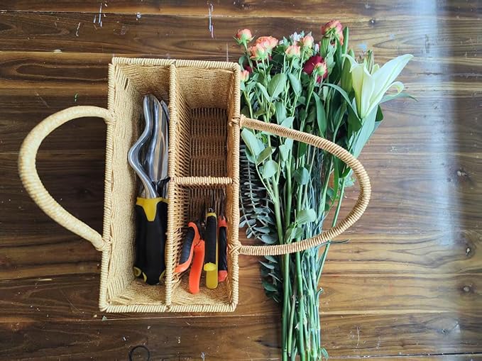 Gardening Tool Set, Equipped with Rattan Storage Basket, 5 Aluminum Alloy Hand Tools, and 3 Stainless Steel Scissors, is a Wonderful Gift for Gardening Enthusiasts.