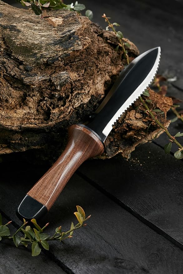 Hori Hori Garden Knife, Traditional Japanese Weeding Tool with ergonomic wooden handle. Large 7'inch blade with case. (Standard blade)