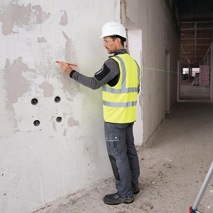 BOSCH GLL330-80CGL 18V 360º Connected Green-Beam Three-Plane Leveling and Alignment Laser with 4 Ah Battery - Versatile, High-Visibility Laser with Bluetooth Connectivity and Smart Pendulum System