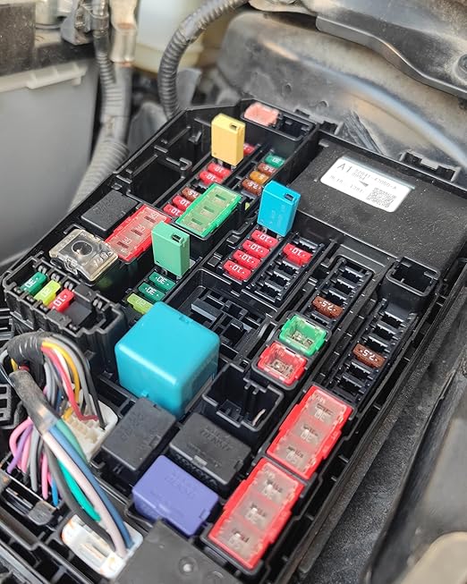 20A Low Profile Mini Fuse Kit– Automotive 20A ATM Manual Reset Circuit Breaker Fuses for Boat, RV, Car, Truck, DC 12V/32V 20 Amp Manual Resettable Blade Assortment Kit with Resettable Fuses