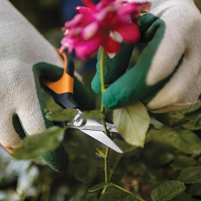 Fiskars Comfort Loop Pruning Snips, Garden Gifts for Women, Extra Large SoftGrip Handle, Yard and Garden Tools 7", Orange/Black