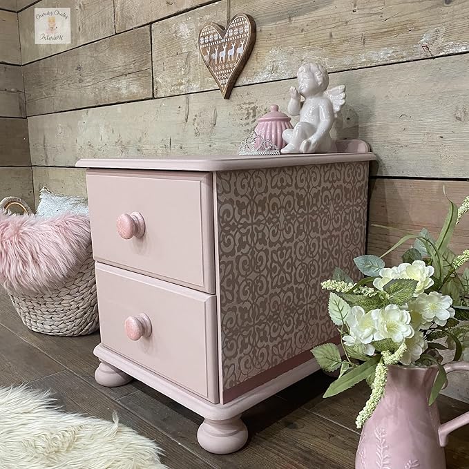 Dixie Belle Paint Company Chalk Finish Furniture Paint - Soft Pink (32oz) - Matte Dainty Pink Chic Chalk Mineral DIY Furniture Paint