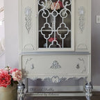 Dixie Belle Paint Company Chalk Finish Furniture Paint - Sawmill Gravy (32oz) - Matte Smooth Beige Chic Chalk Mineral DIY Furniture Paint